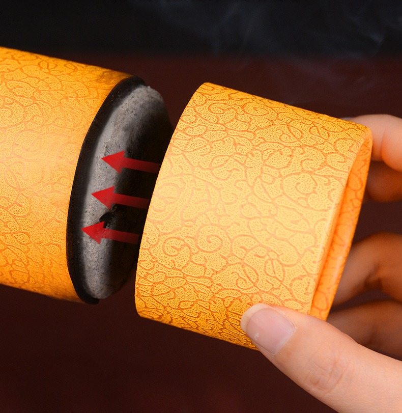 The cap that is pushed onto the lit end to put the roll out (manufacturer detail photo).