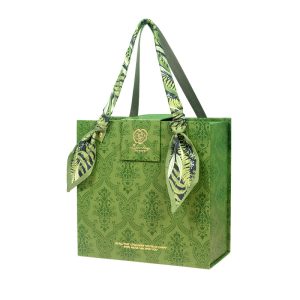 Green patterned gift bag