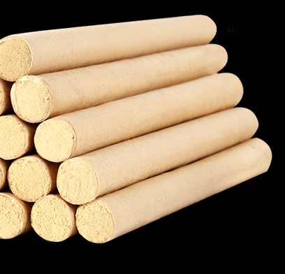 Option 18: Golden moxa rolls in yellow cotton paper, 18 x 200 mm — box of 15 (photo: five-year aged). Cropped to the rolls; the retail box in the source photo carries brand printing and is not shown.
